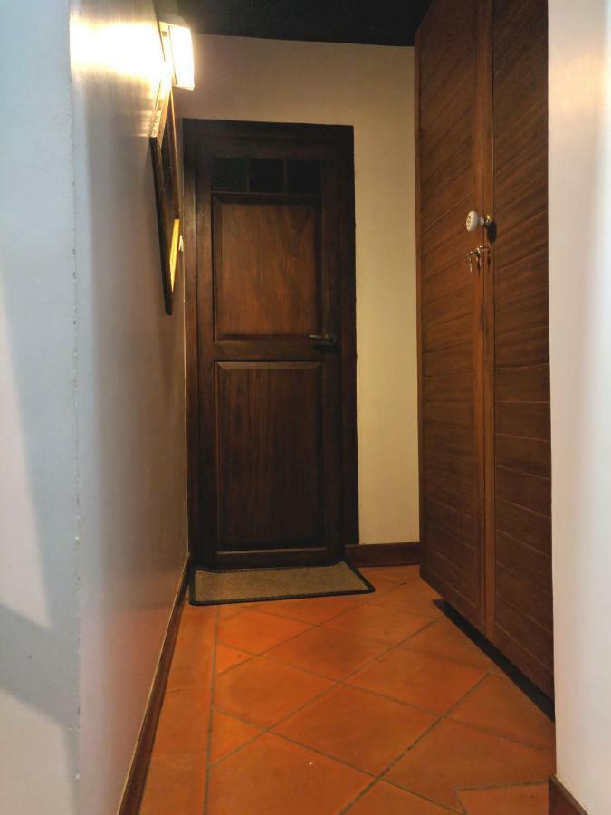 Adri Chembra Hostel Meppadi Exterior photo